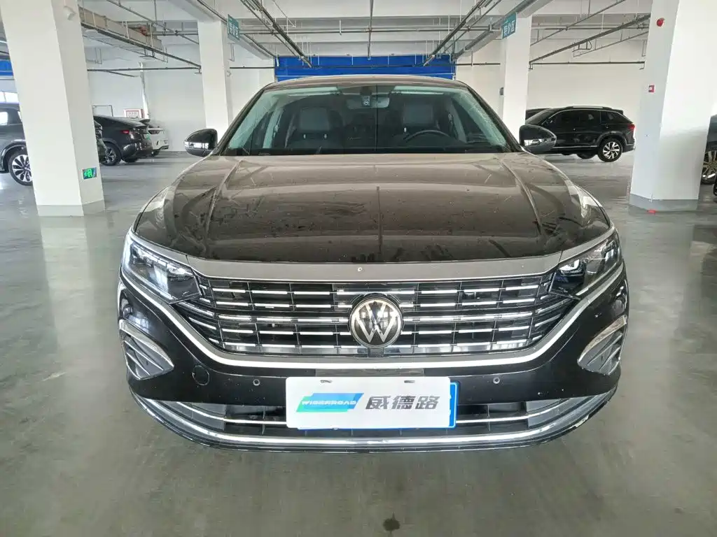 Volkswagen Passat — фото 2