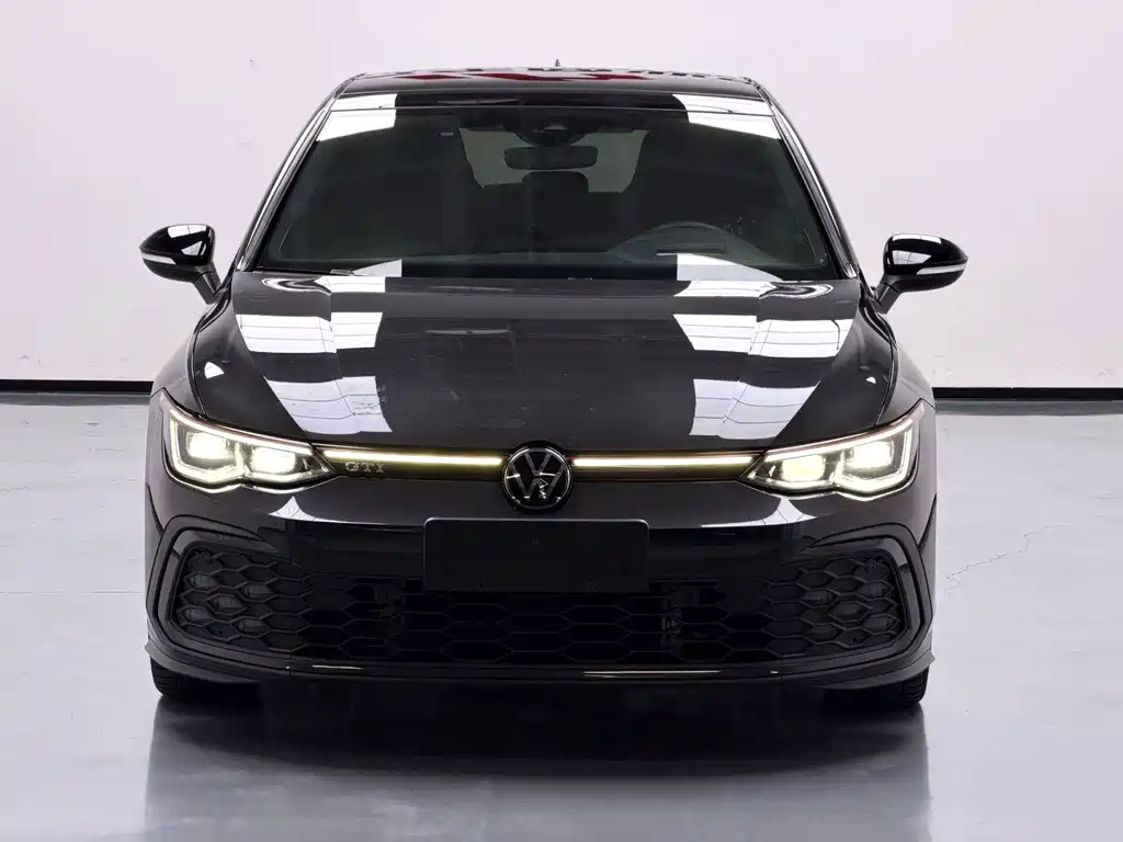 Volkswagen Golf GTI — фото 2