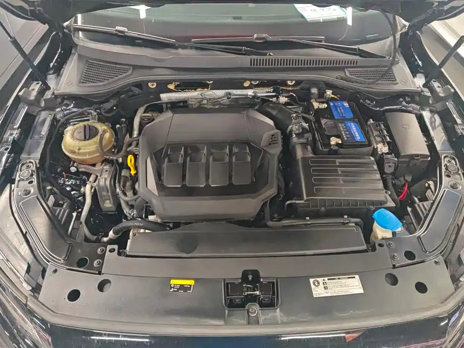 Volkswagen Passat — фото 10