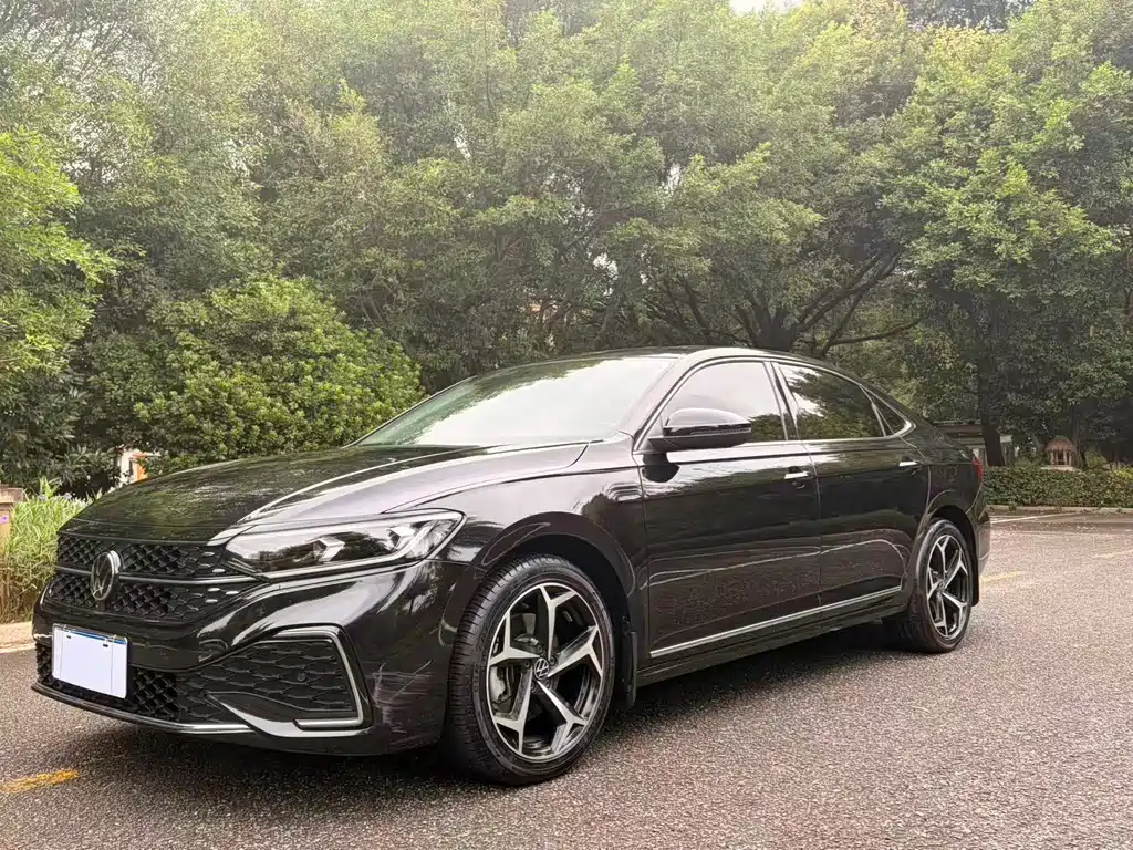 Volkswagen Passat — фото 3