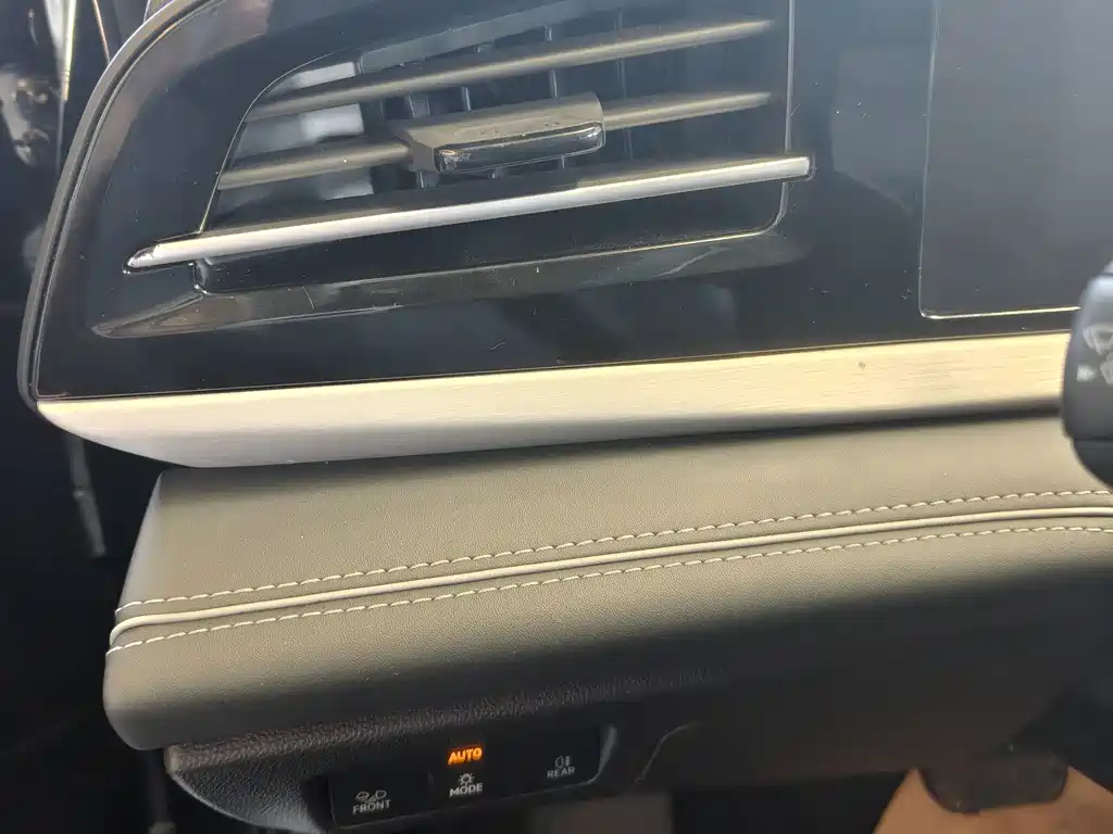Volkswagen Passat — фото 14