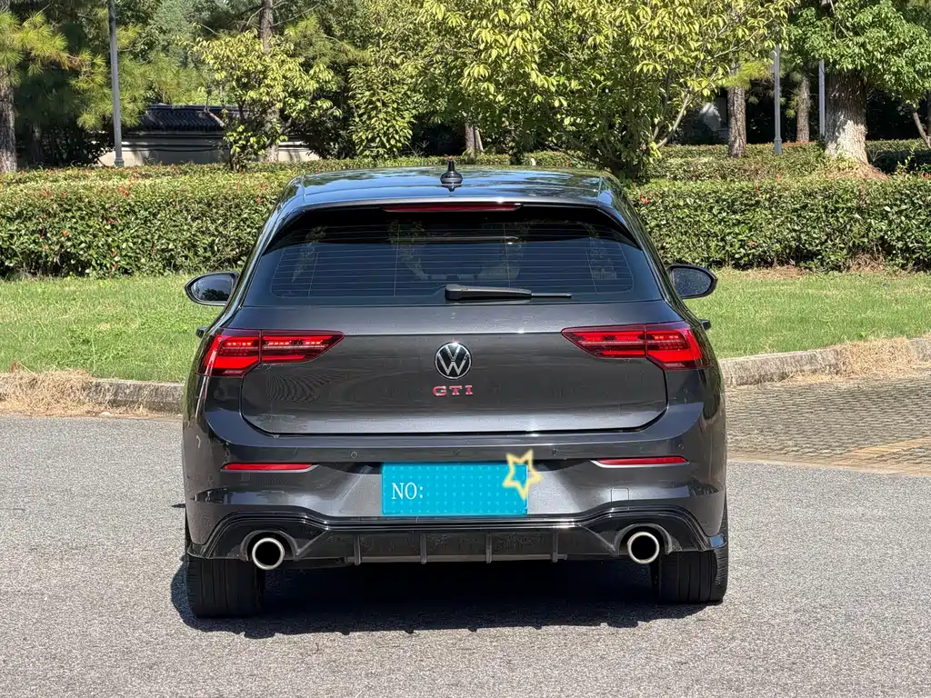 Volkswagen Golf GTI — фото 5