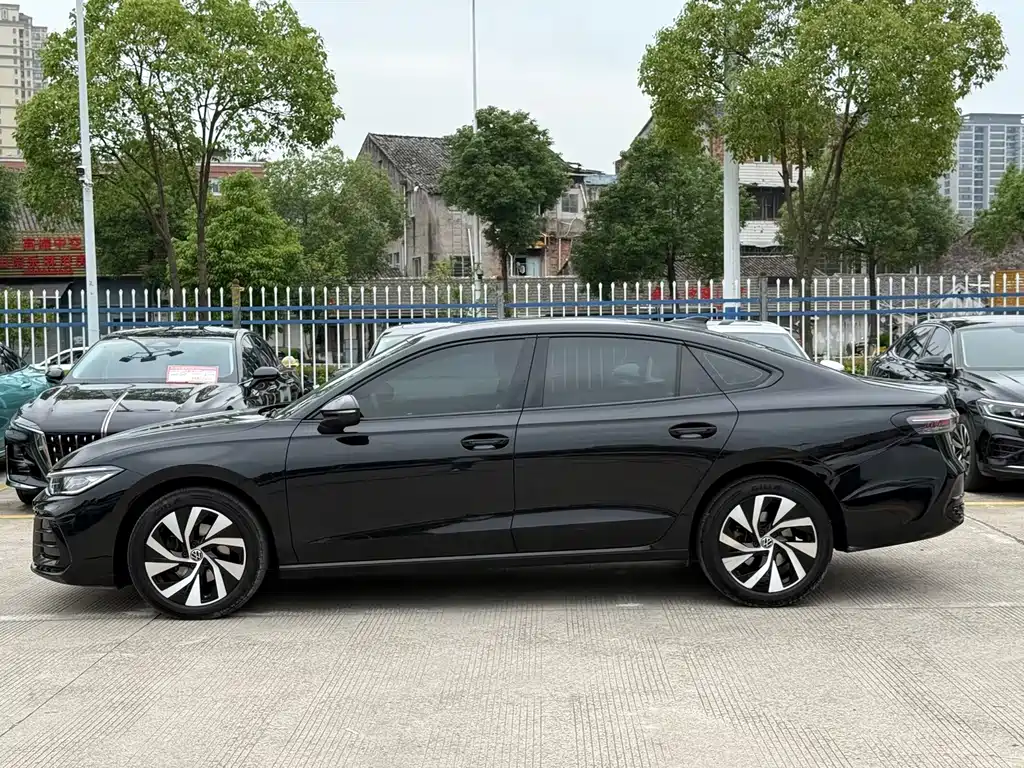 Volkswagen Passat — фото 4