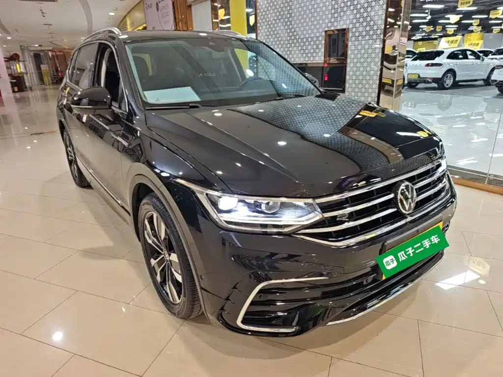 Volkswagen Tiguan L — фото 4