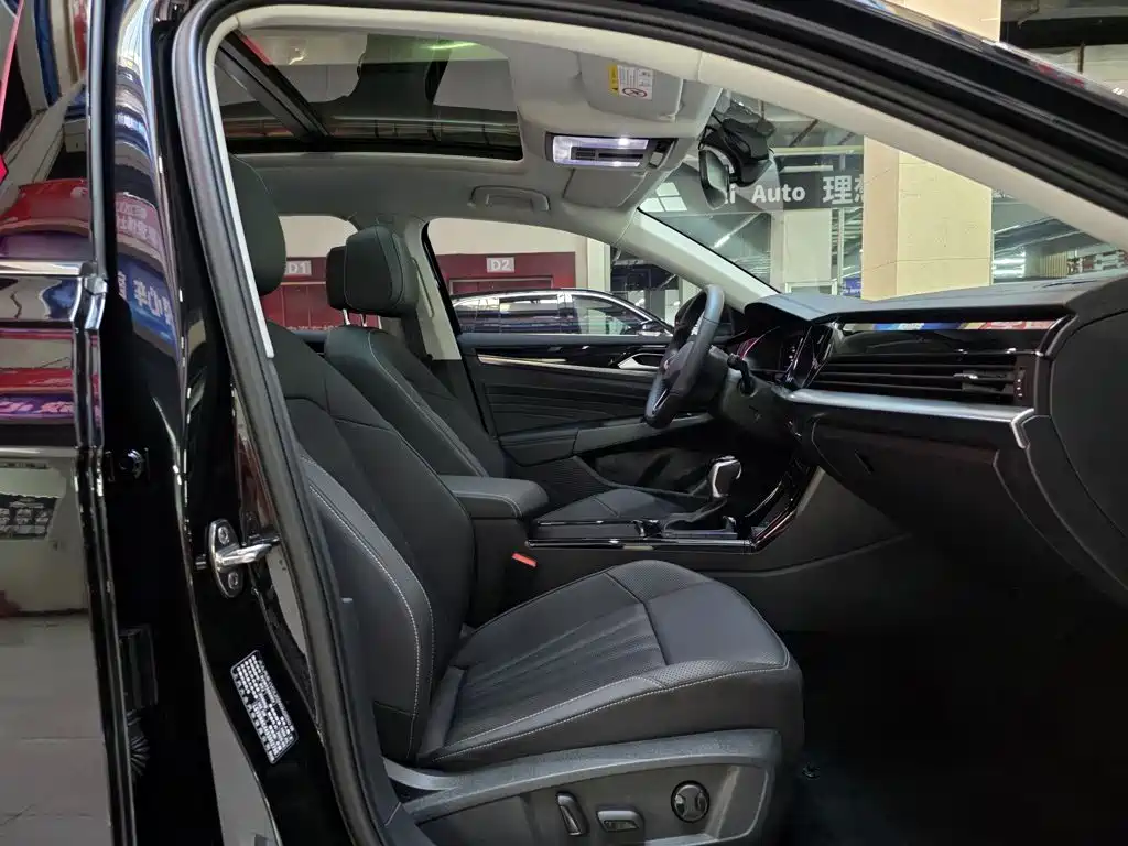 Volkswagen Passat — фото 5