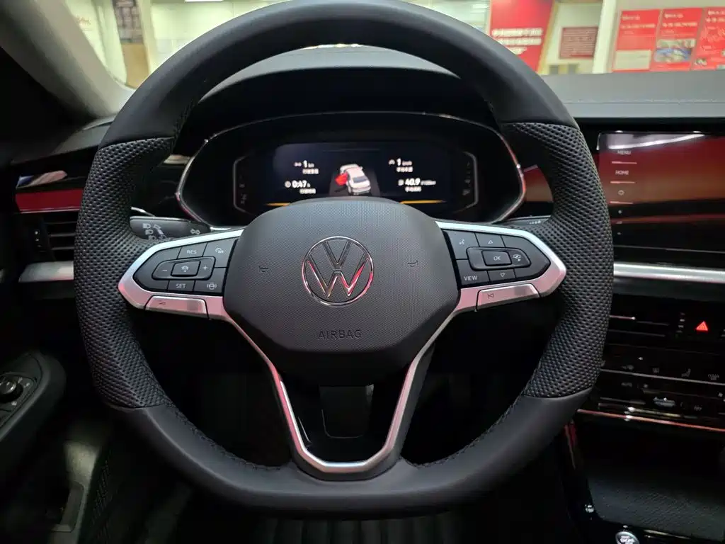 Volkswagen Passat — фото 6
