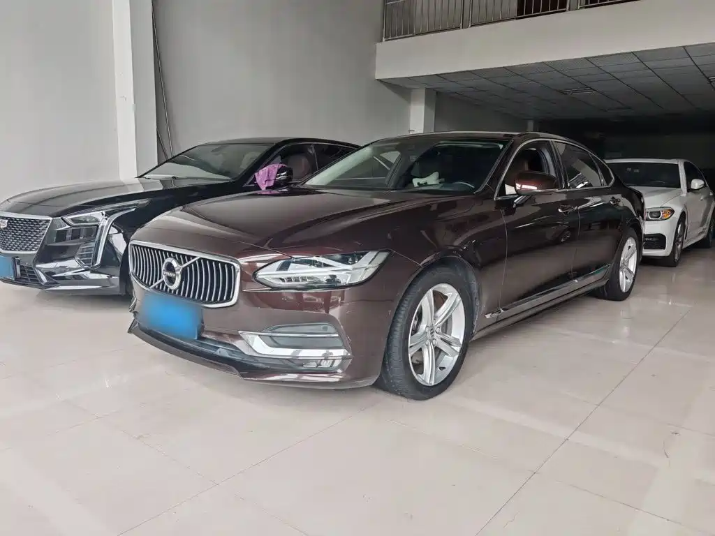 Volvo S90 — фото 2
