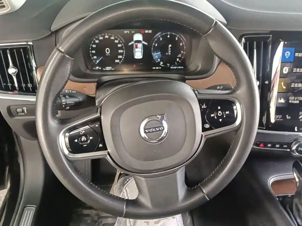 Volvo S90 — фото 11