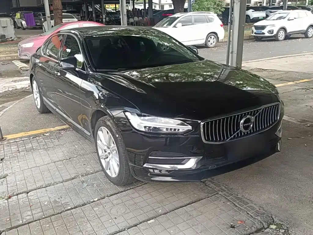 Volvo S90 — фото 4