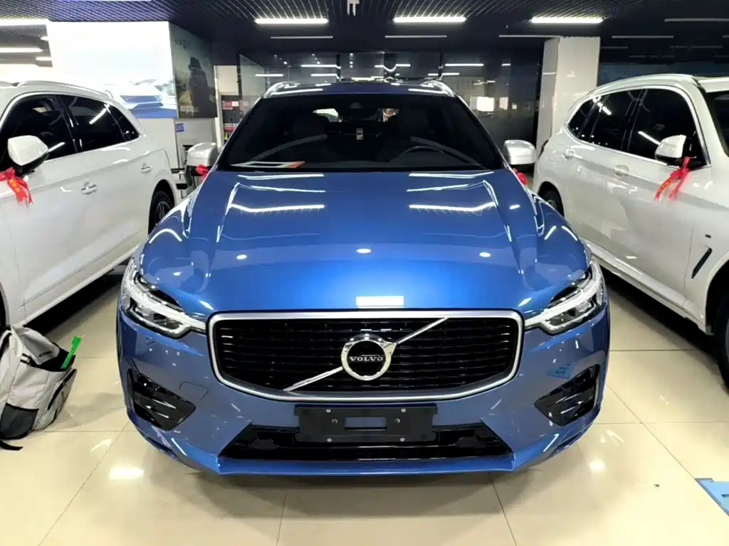 Volvo XC60 — фото 3
