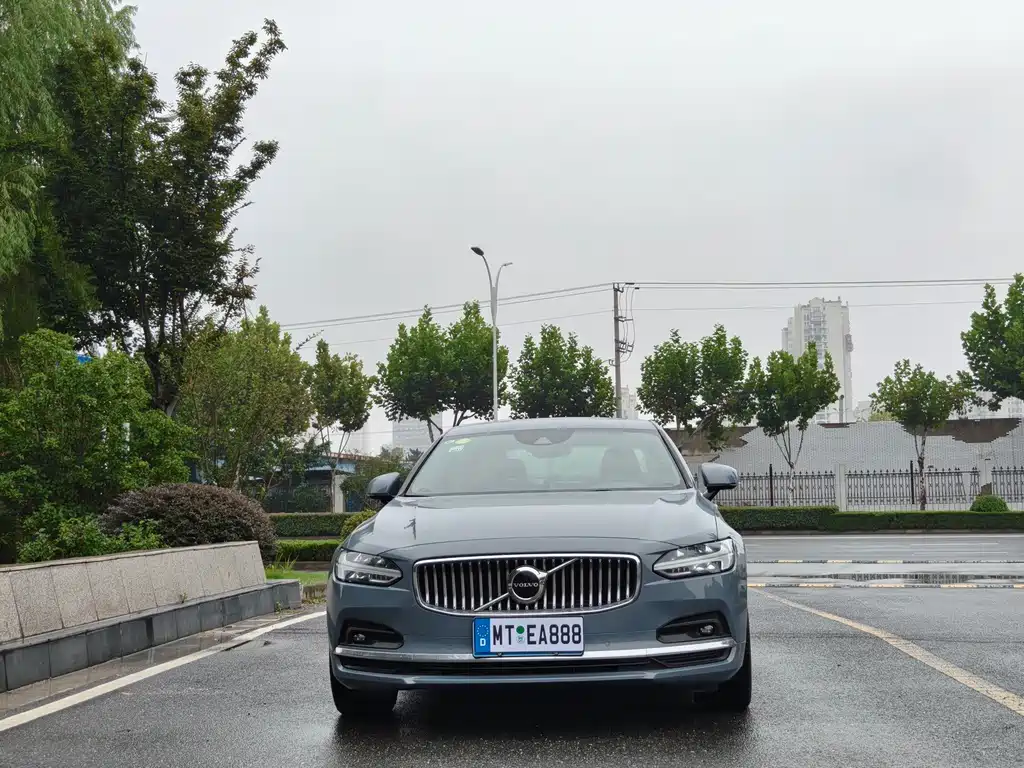 Volvo S90 — фото 2