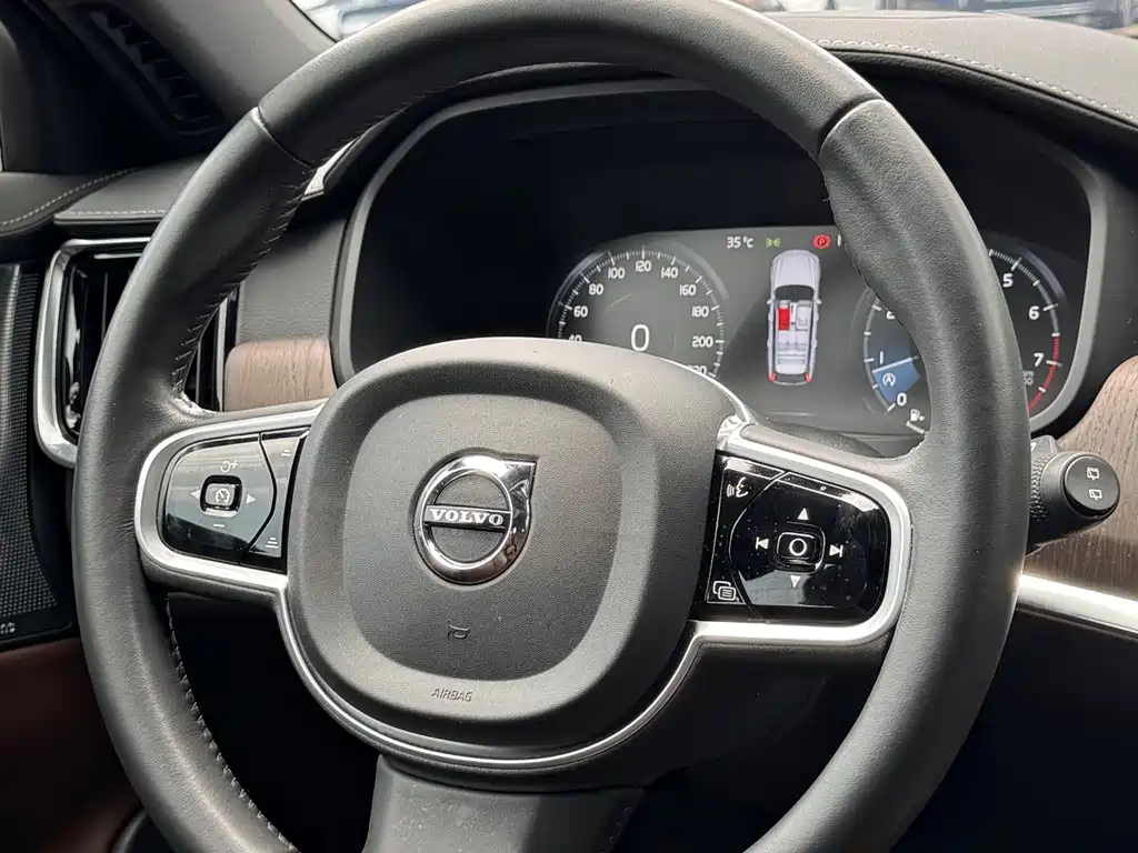 Volvo V90 — фото 17