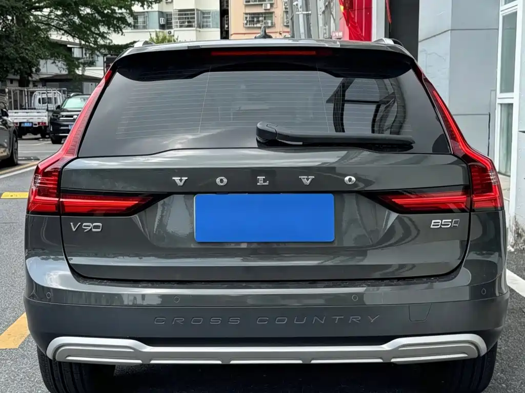 Volvo V90 — фото 23