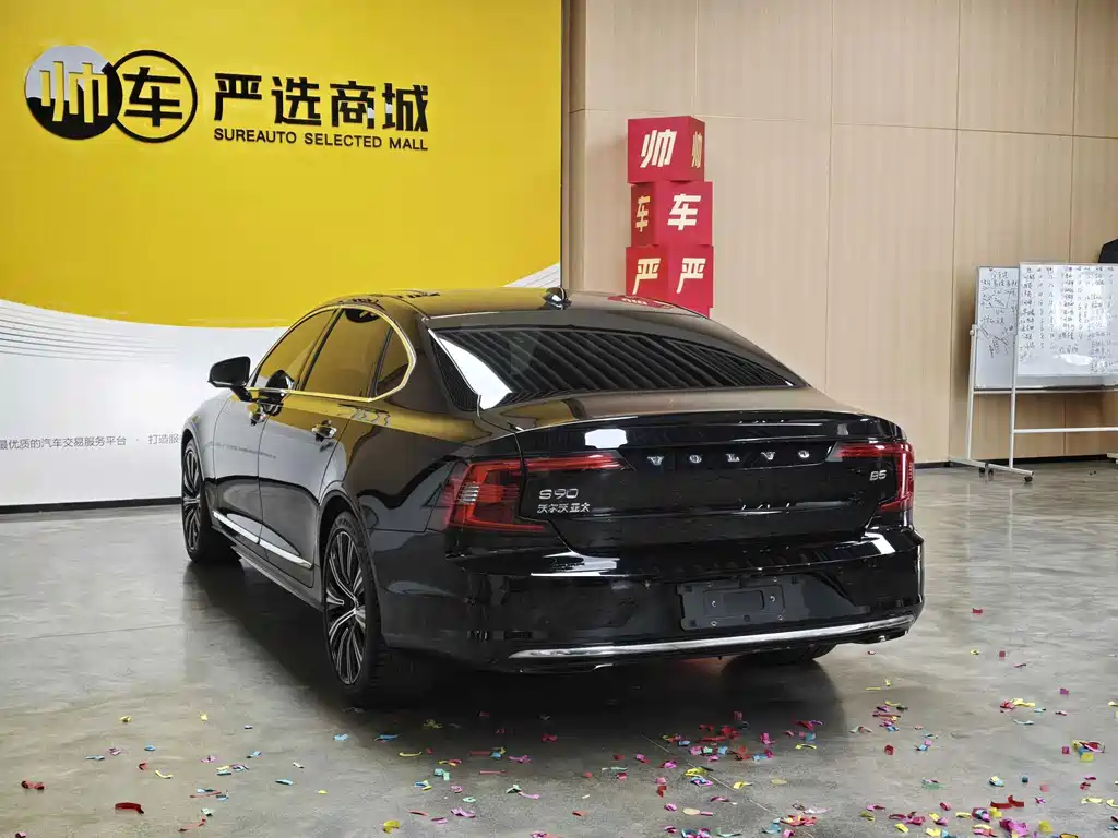Volvo S90 — фото 4