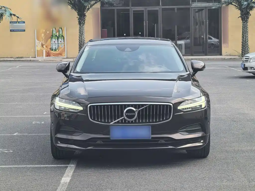 Volvo S90 — фото 3