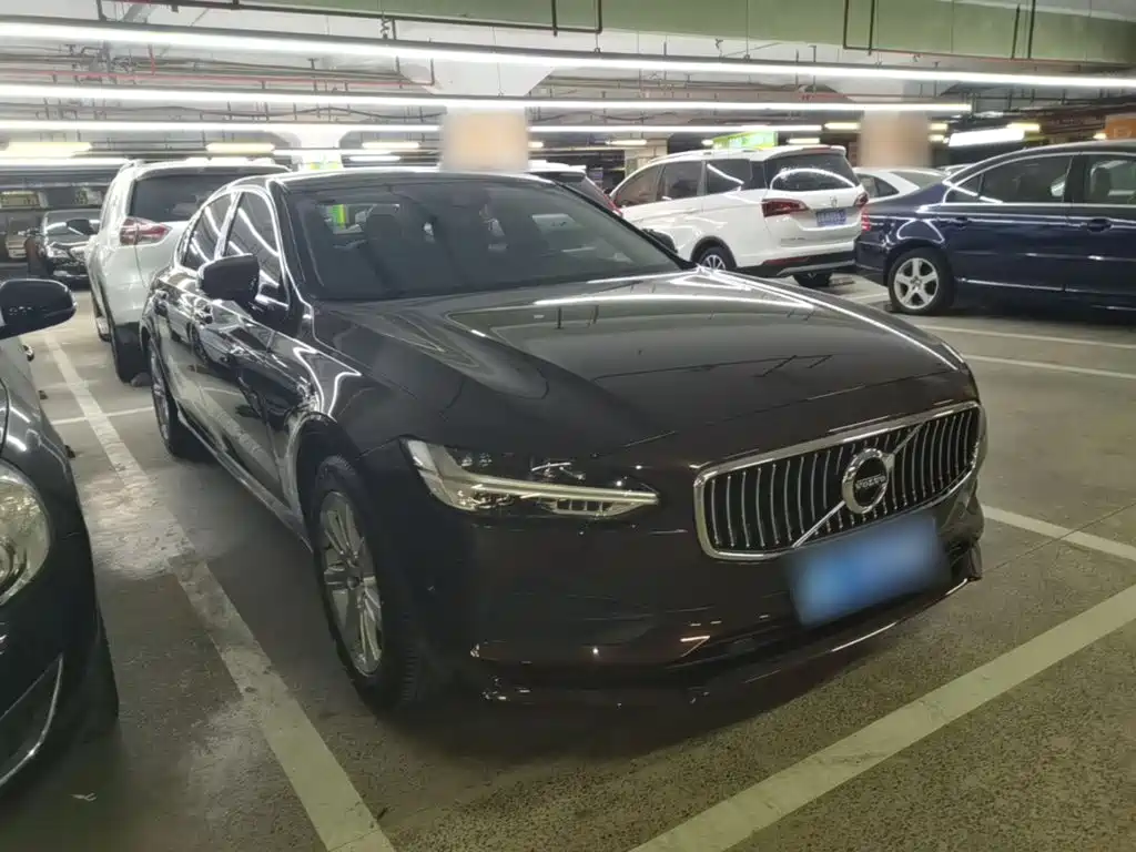 Volvo S90 — фото 4