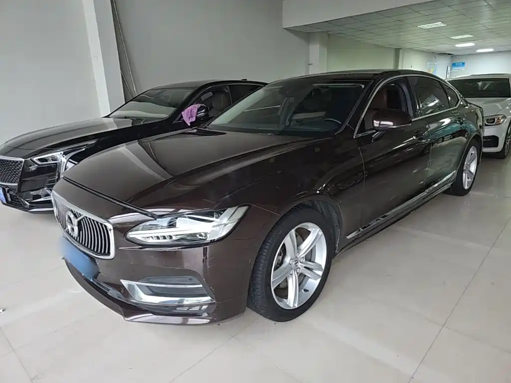 Volvo S90 — фото 2