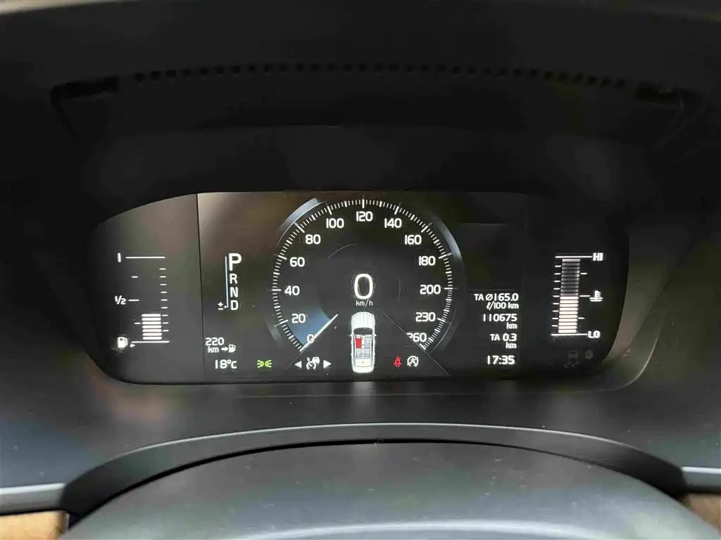 Volvo S90 — фото 11