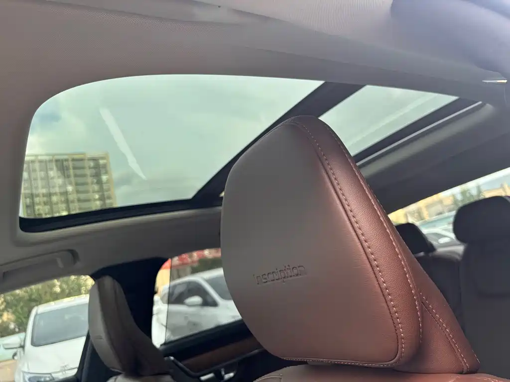 Volvo S90 — фото 13