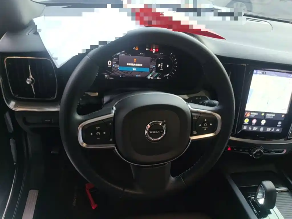 Volvo S60 — фото 11
