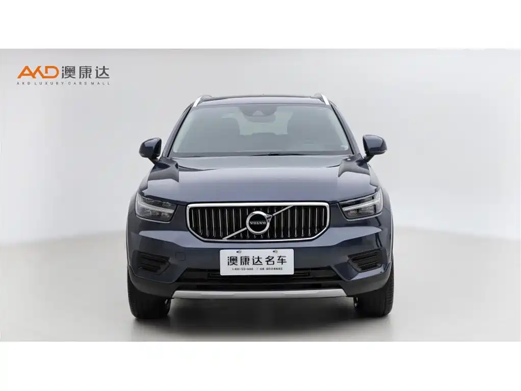 Volvo XC40 — фото 2
