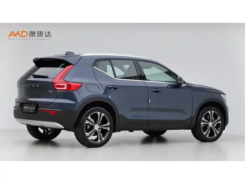 Volvo XC40 — фото 3