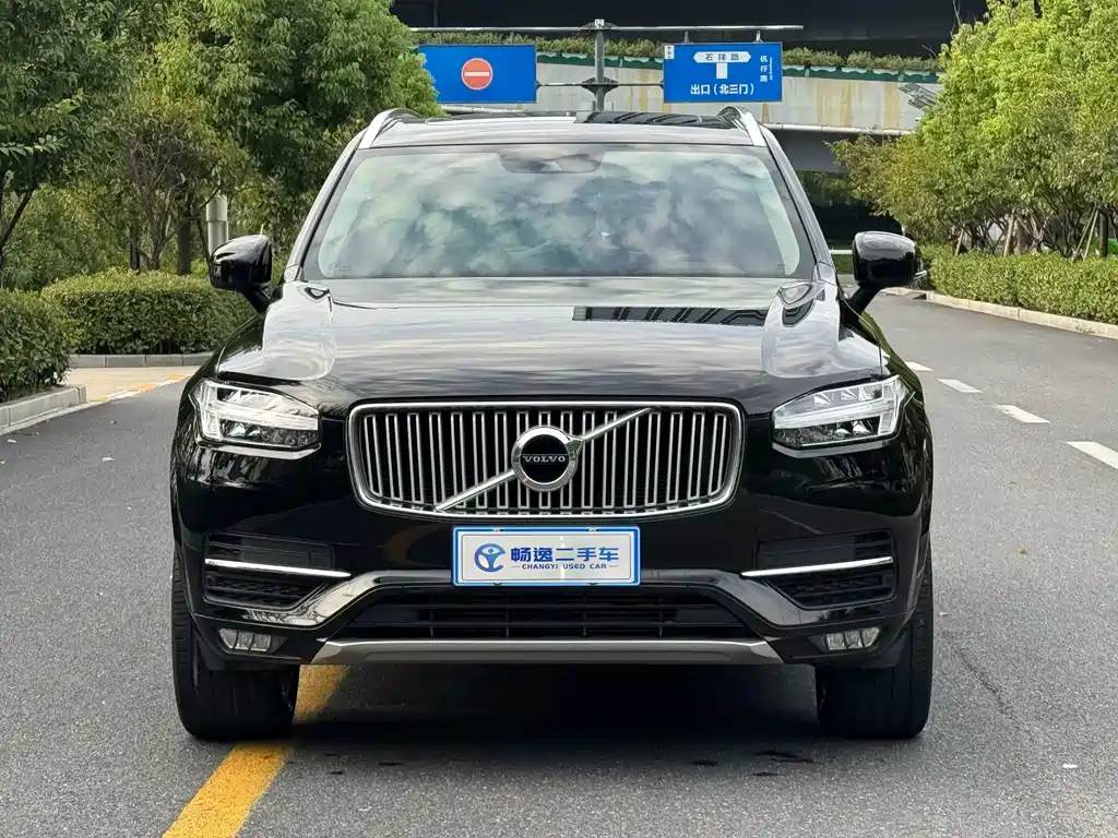 Volvo XC90 — фото 2
