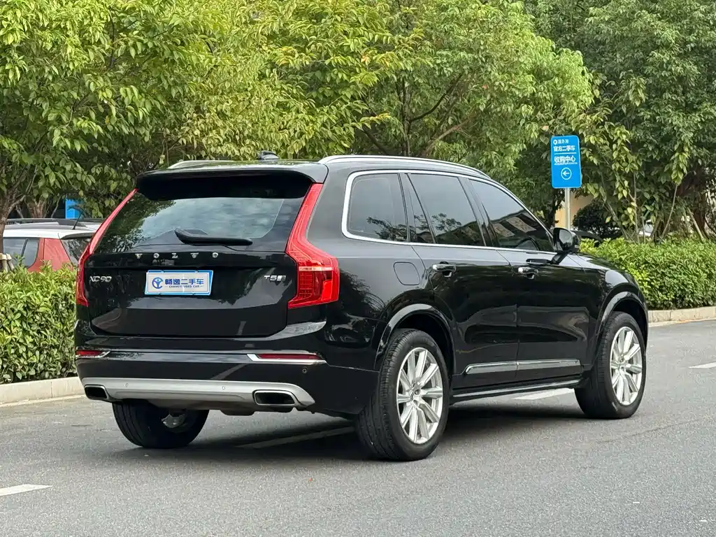 Volvo XC90 — фото 4