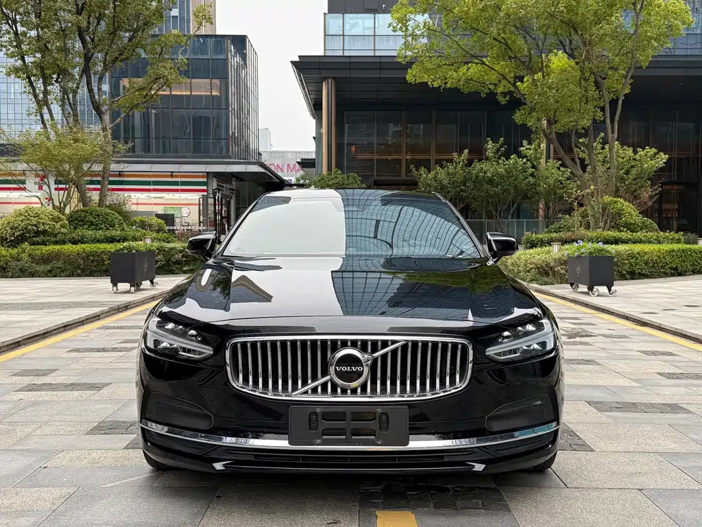 Volvo S90 — фото 2