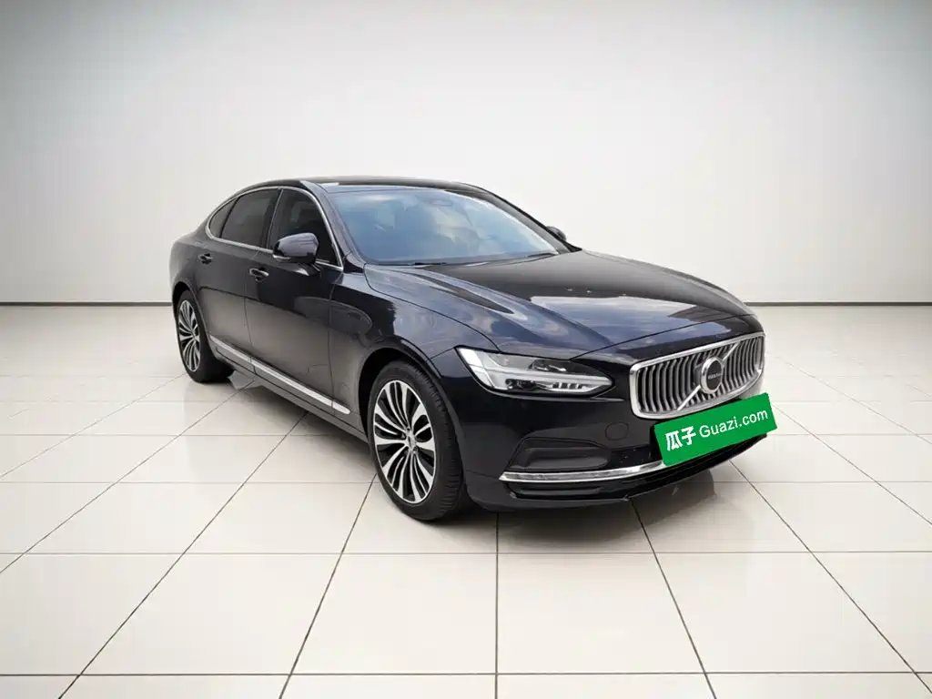 Volvo S90 — фото 24
