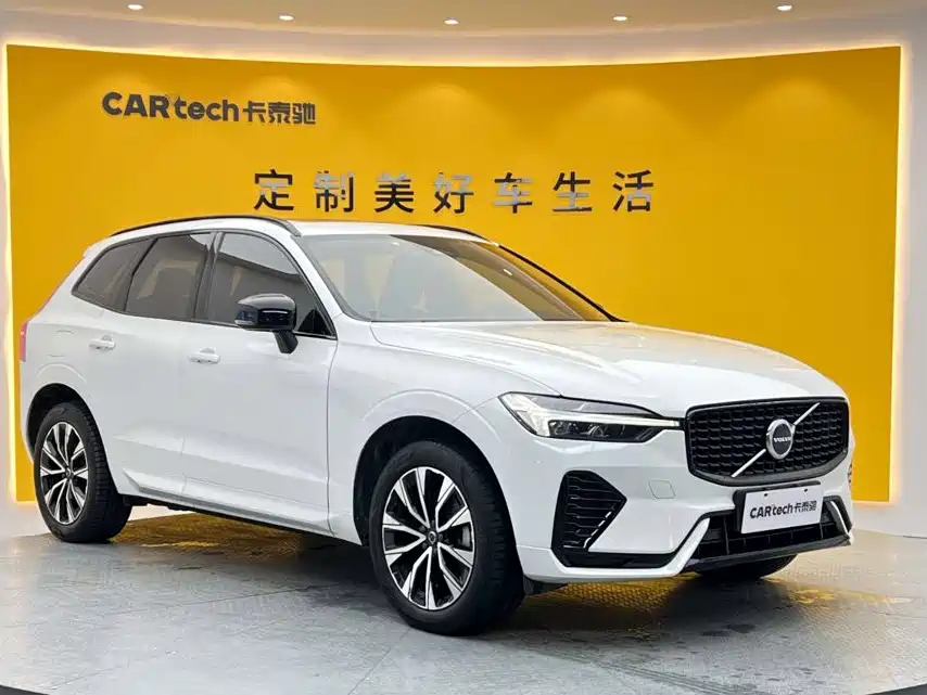 Volvo XC60 — фото 2