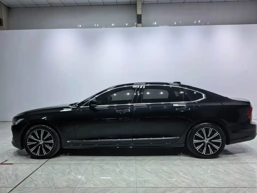 Volvo S90 — фото 4