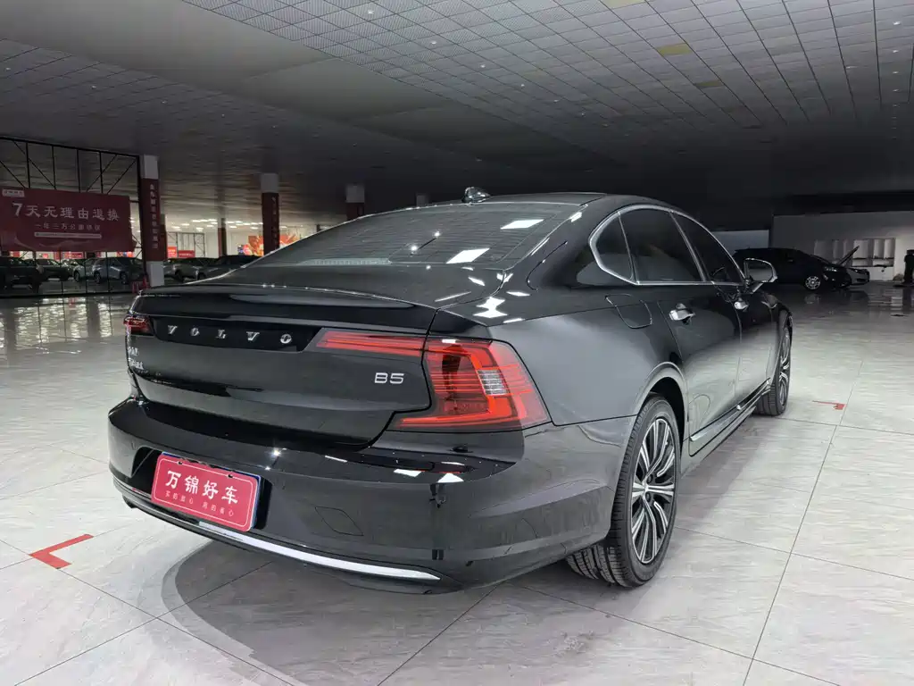 Volvo S90 — фото 7