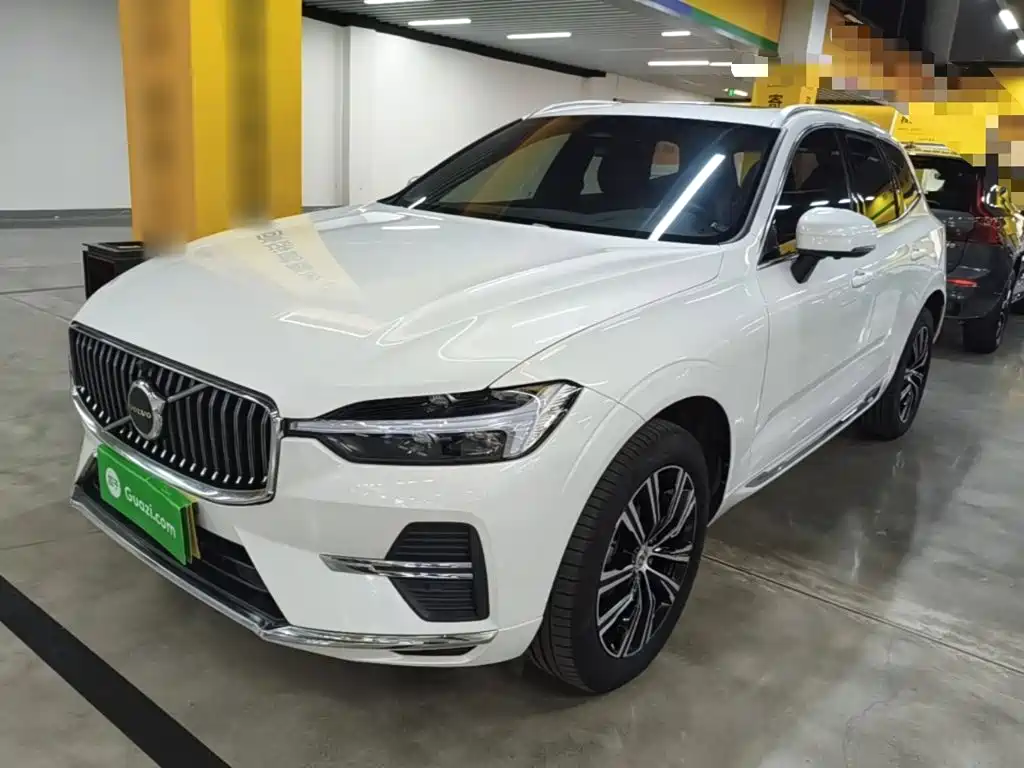 Volvo XC60 — фото 2