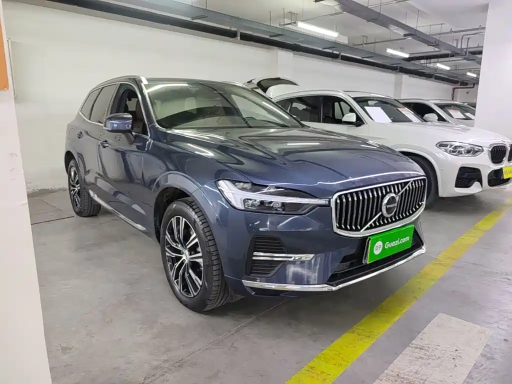Volvo XC60 — фото 4