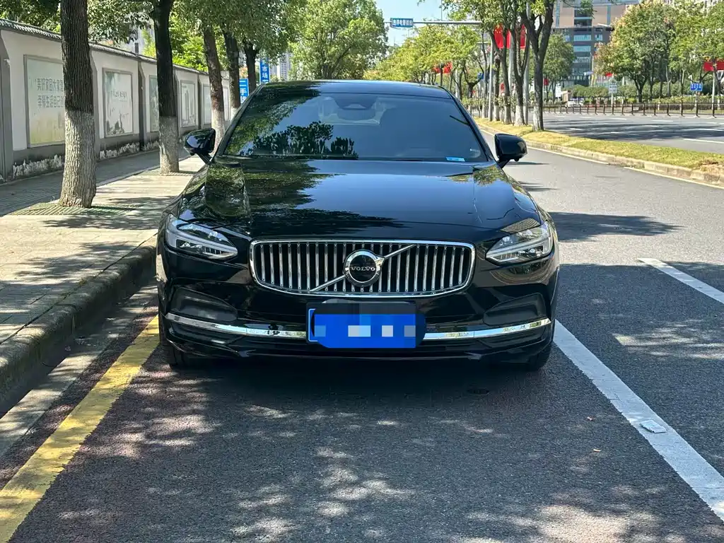 Volvo S90 — фото 2