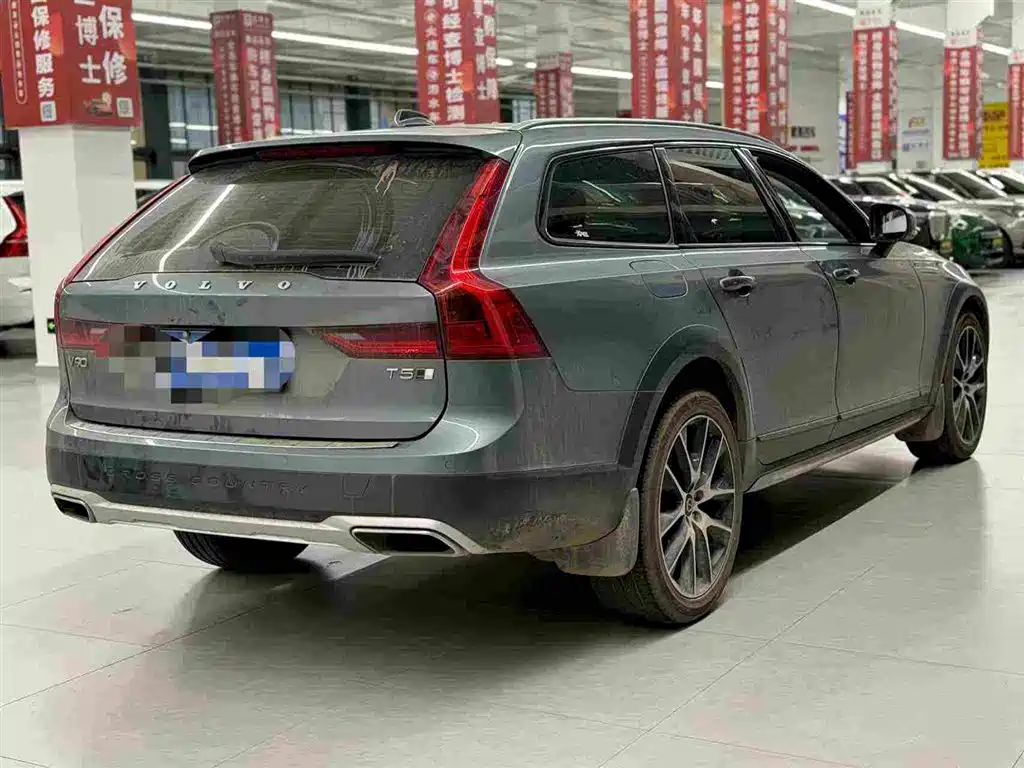 Volvo V90 — фото 8