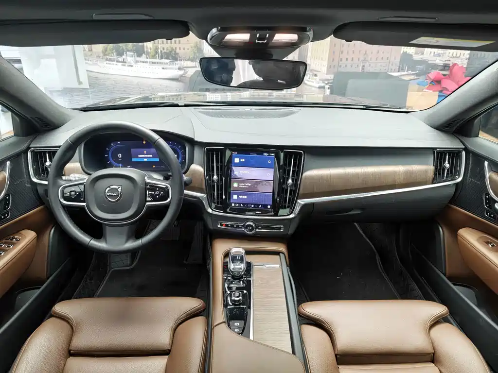 Volvo S90 — фото 13