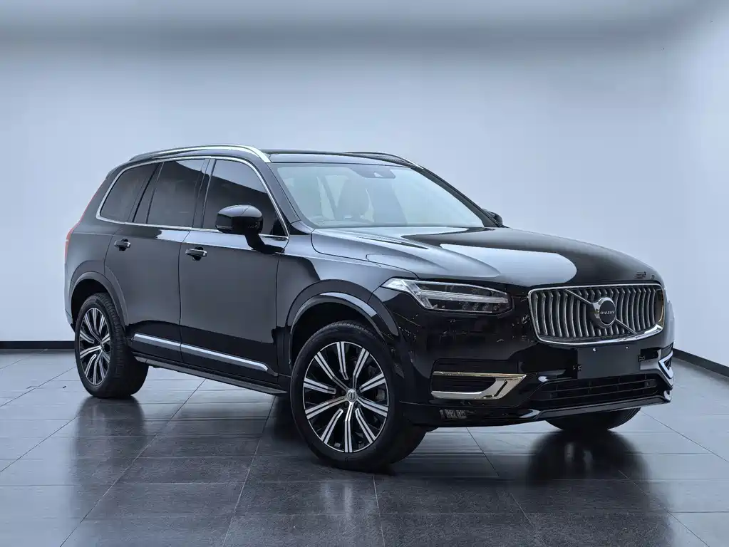 Volvo XC90 — фото 3
