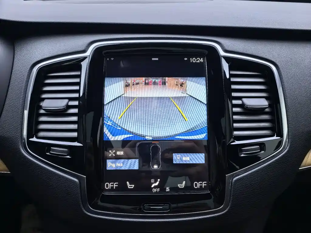 Volvo XC90 — фото 4