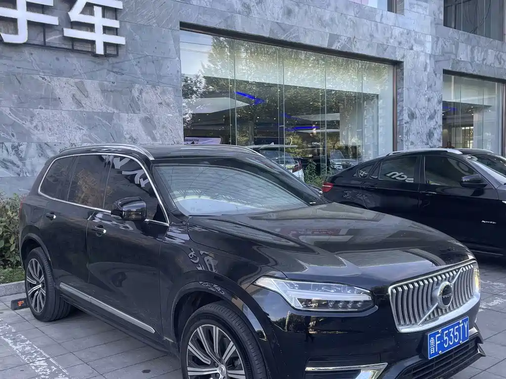 Volvo XC90 — фото 2