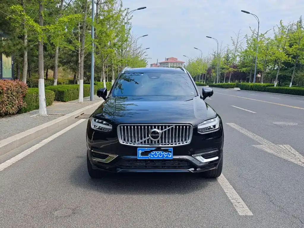 Volvo XC90 — фото 2