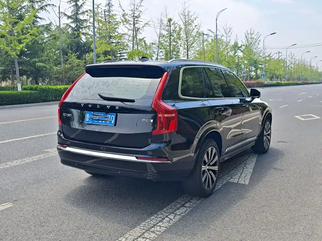 Volvo XC90 — фото 4