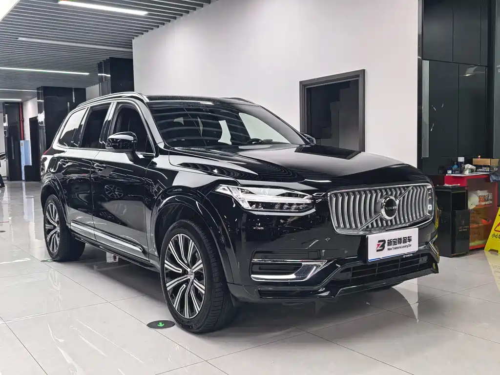 Volvo XC90 — фото 3