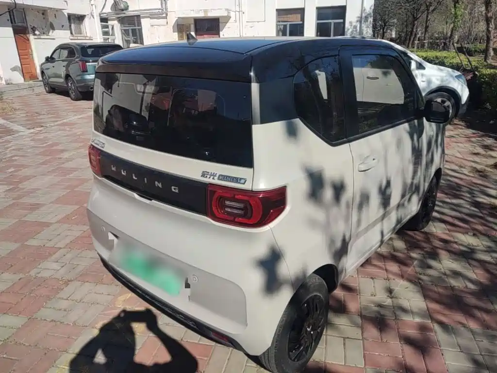 Wuling MINIEV — фото 7