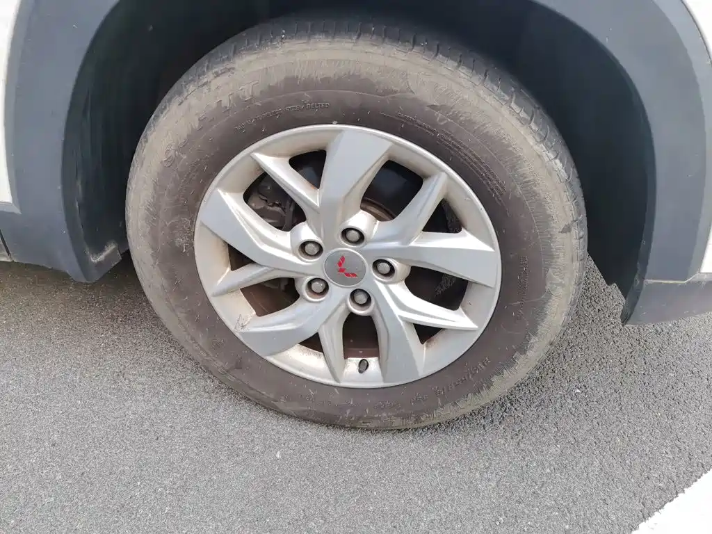 Wuling Hongguang S3 — фото 24