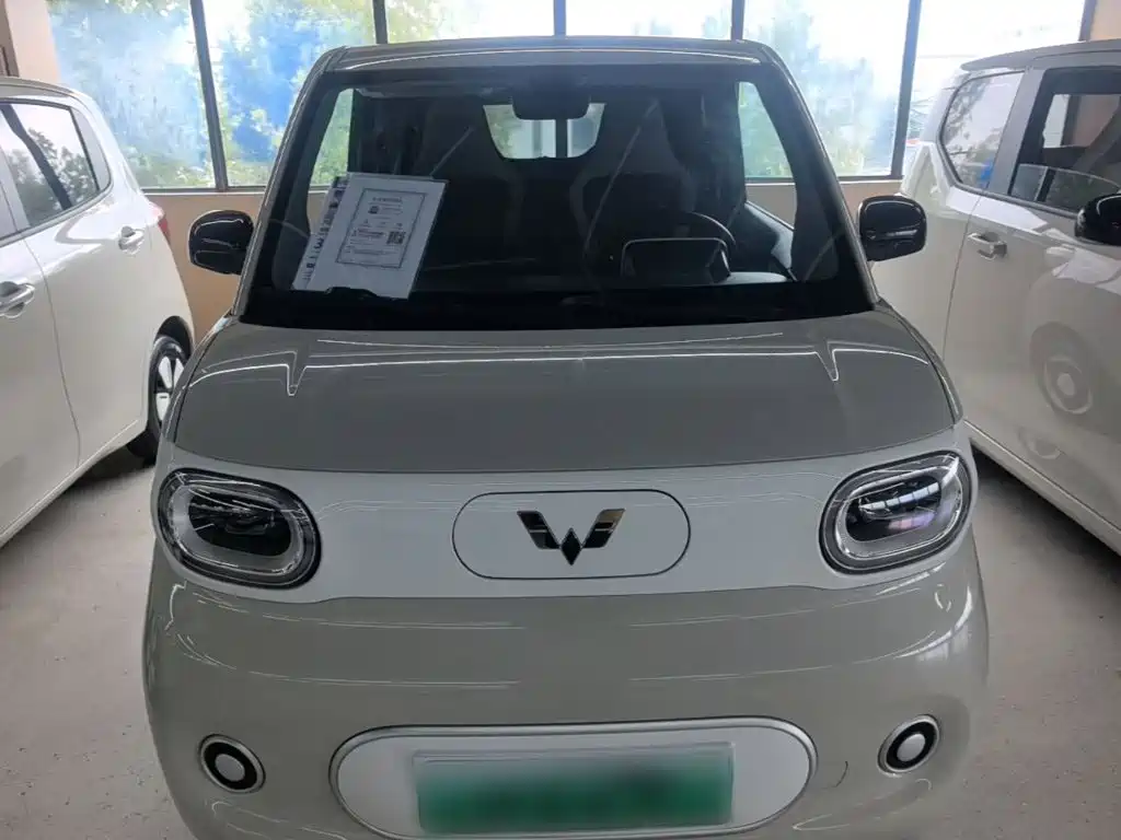 Wuling MINIEV — фото 3