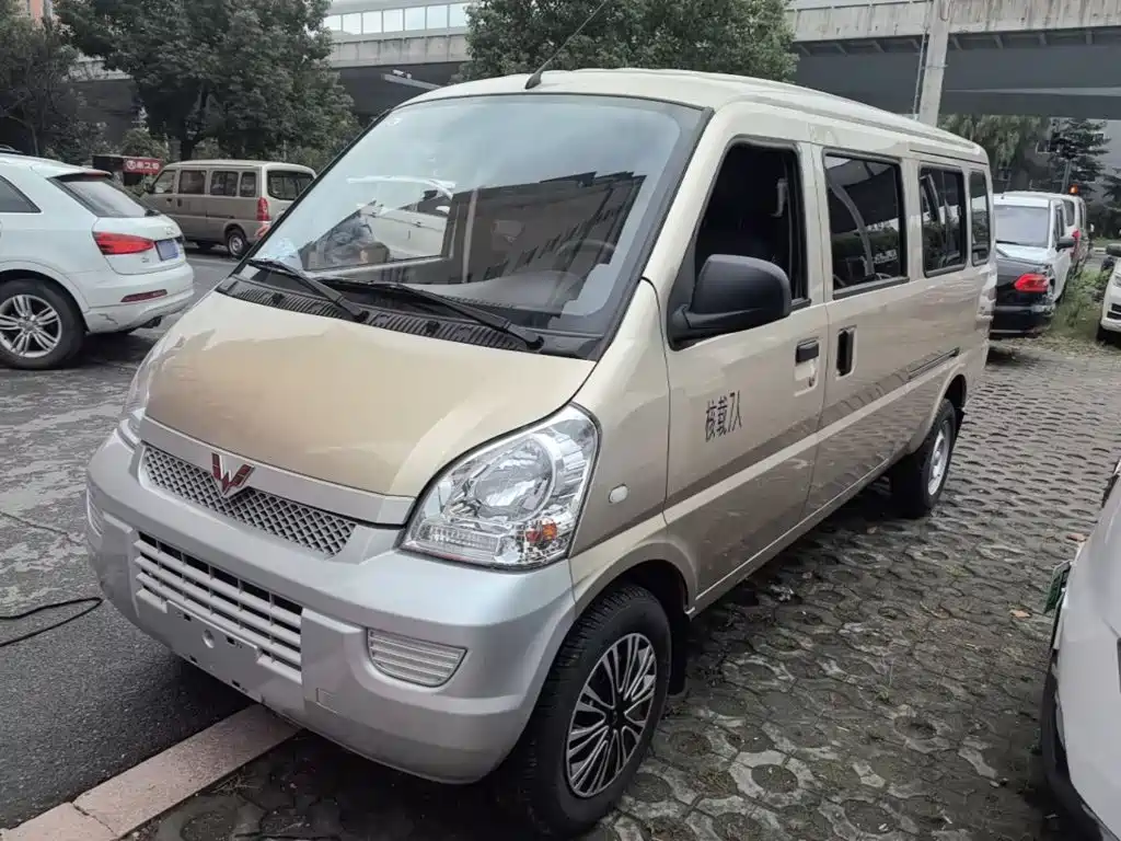 Wuling Rongguang — фото 2