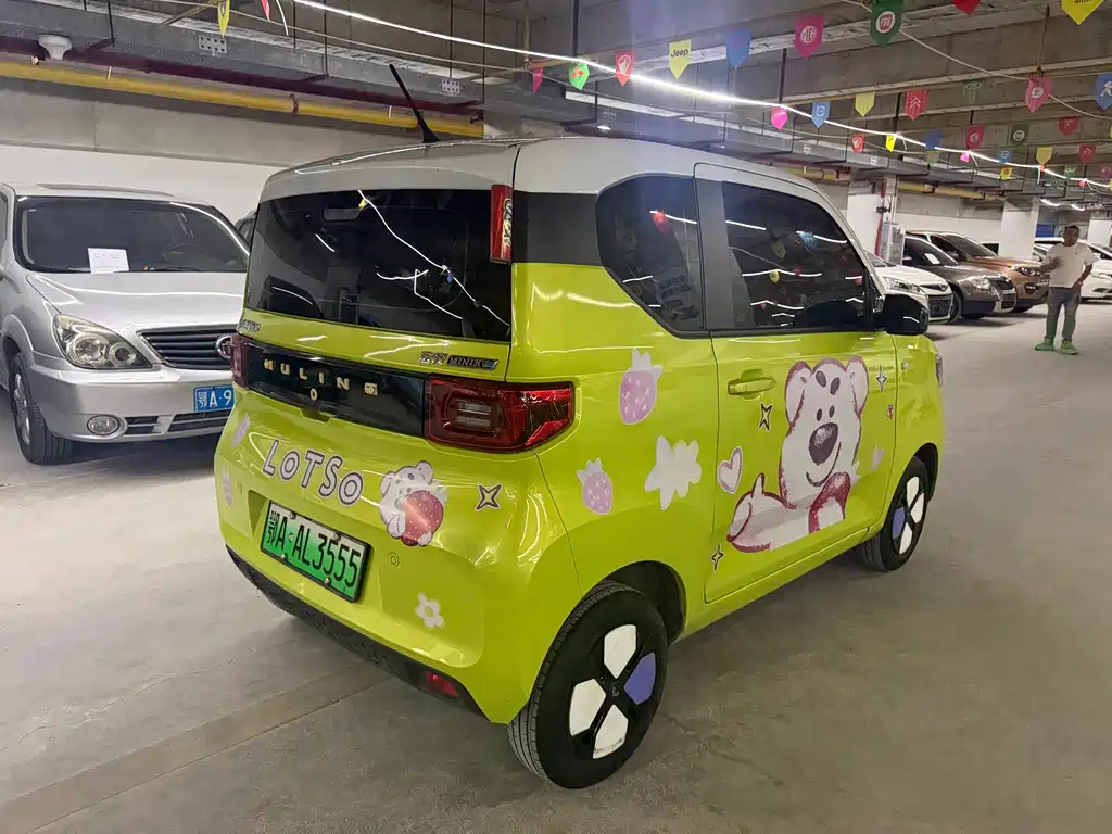 Wuling MINIEV — фото 8