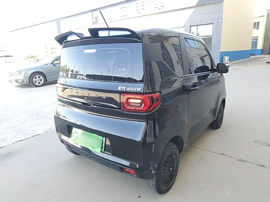 Wuling MINIEV — фото 7